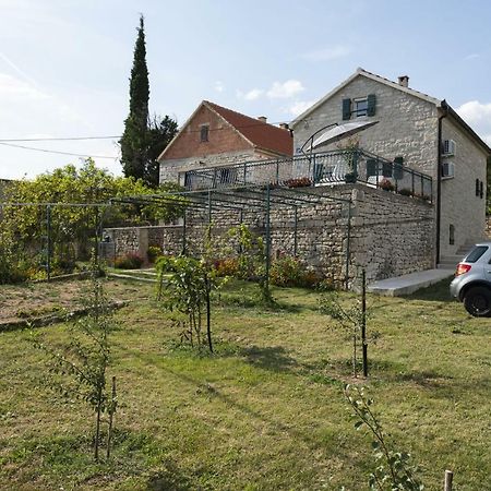 Villa Cetina Milasi ภายนอก รูปภาพ
