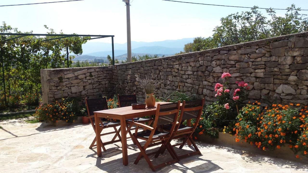 Villa Cetina Milasi ภายนอก รูปภาพ