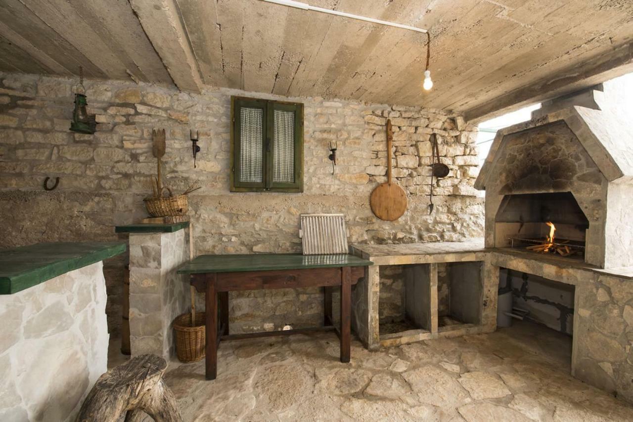 Villa Cetina Milasi ภายนอก รูปภาพ