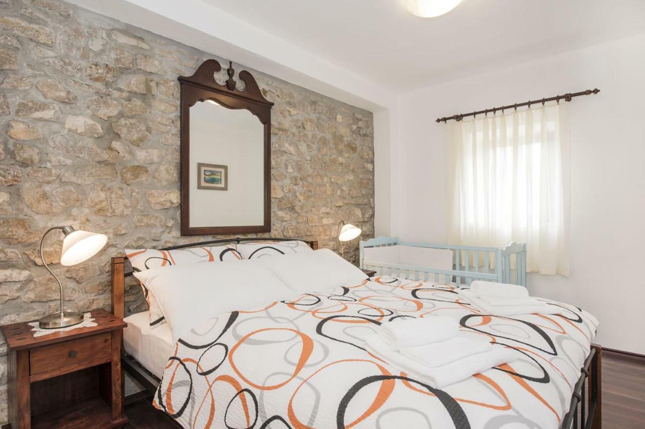 Villa Cetina Milasi ภายนอก รูปภาพ