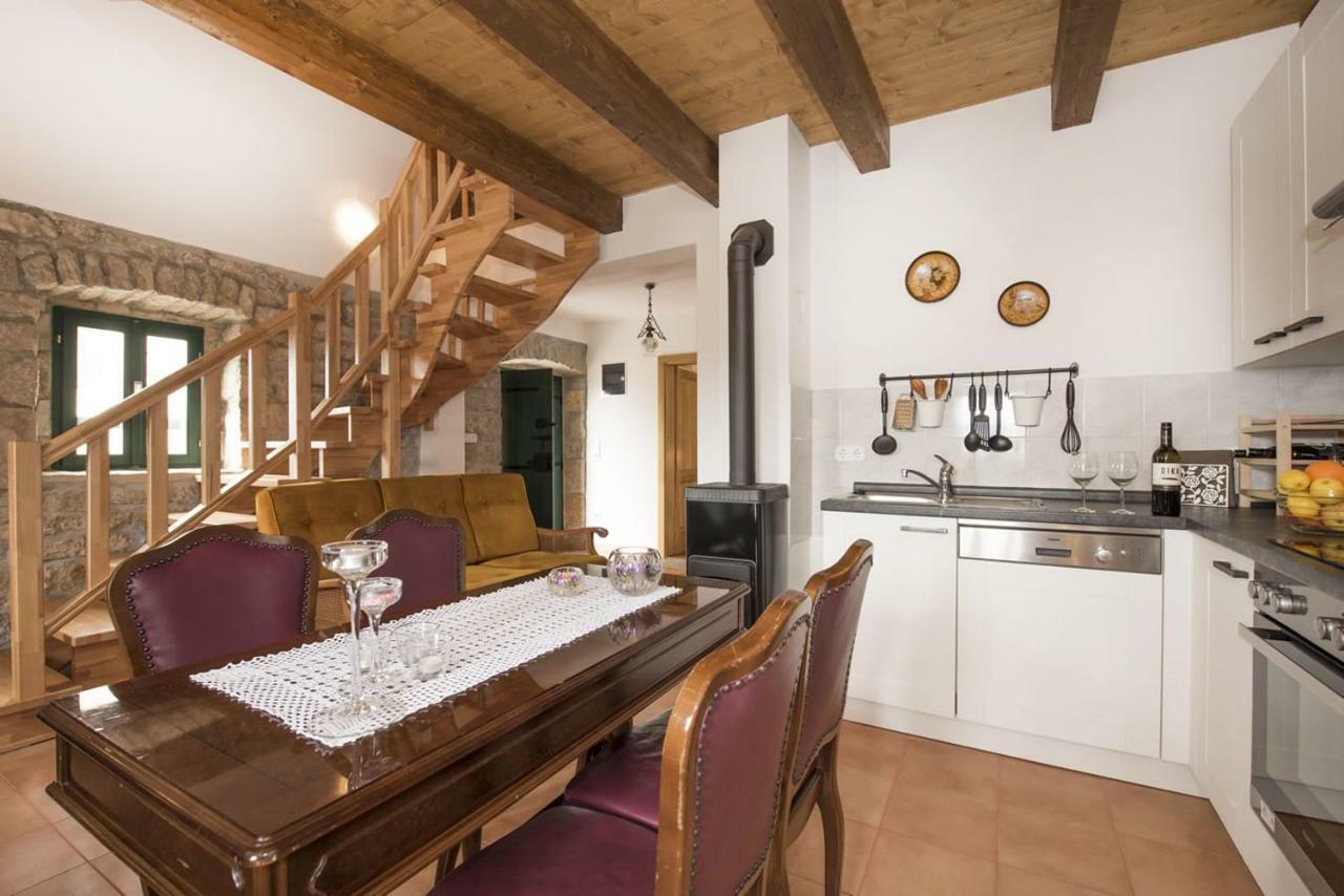 Villa Cetina Milasi ภายนอก รูปภาพ